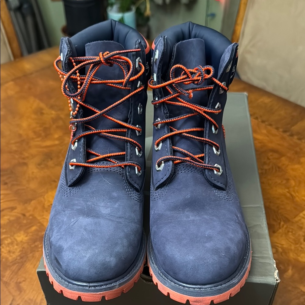 Women’s Timberland Navy Boots with Orange Accents. Size 7 Bears/Broncos colors